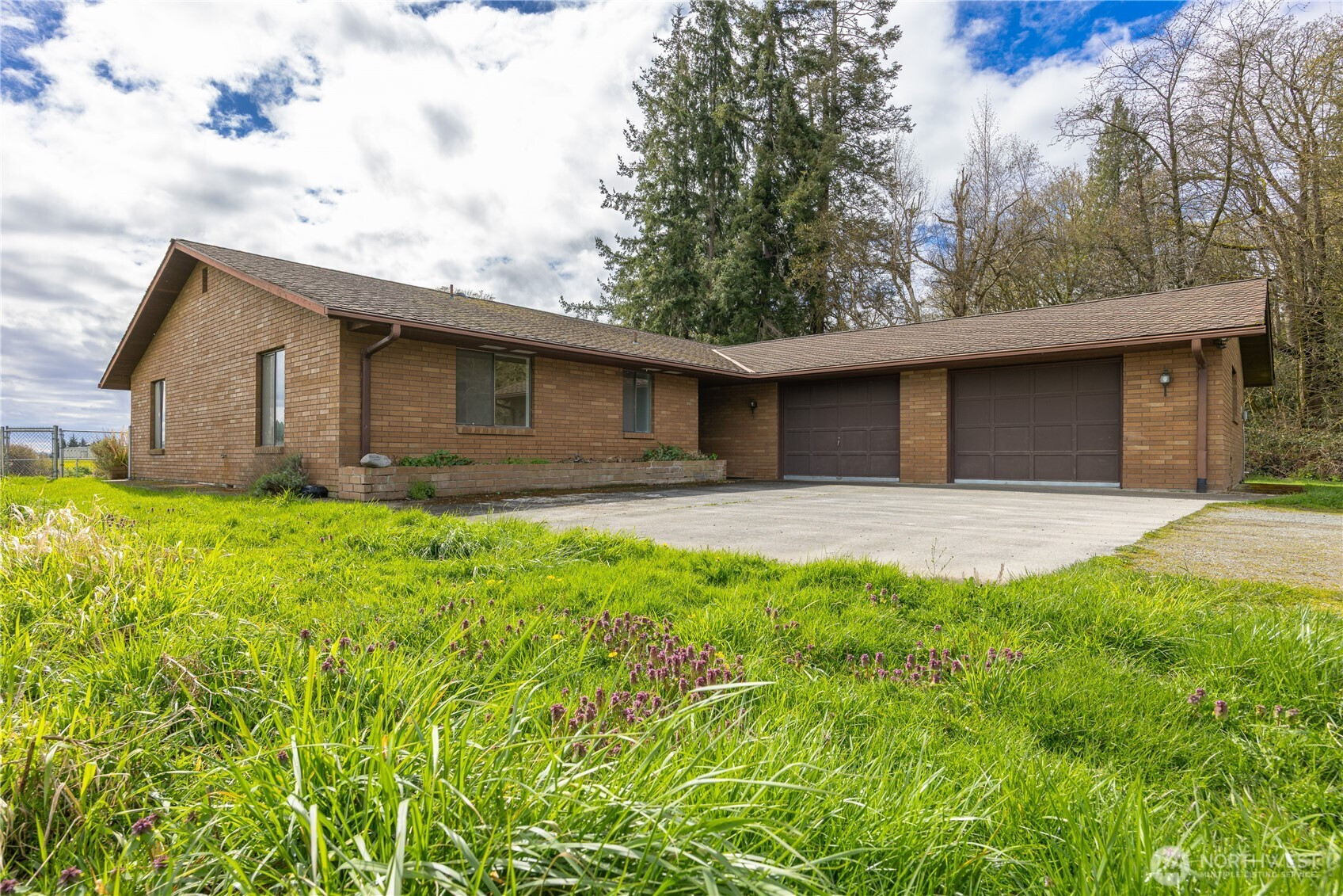 19188 Holmstrom Road, Mount Vernon, WA 98273