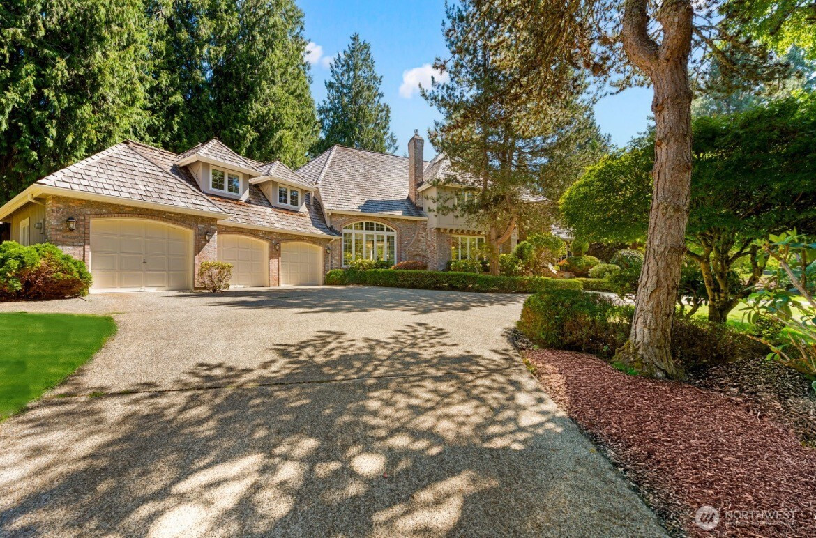 7214 204th Drive NE, Redmond, WA 98053