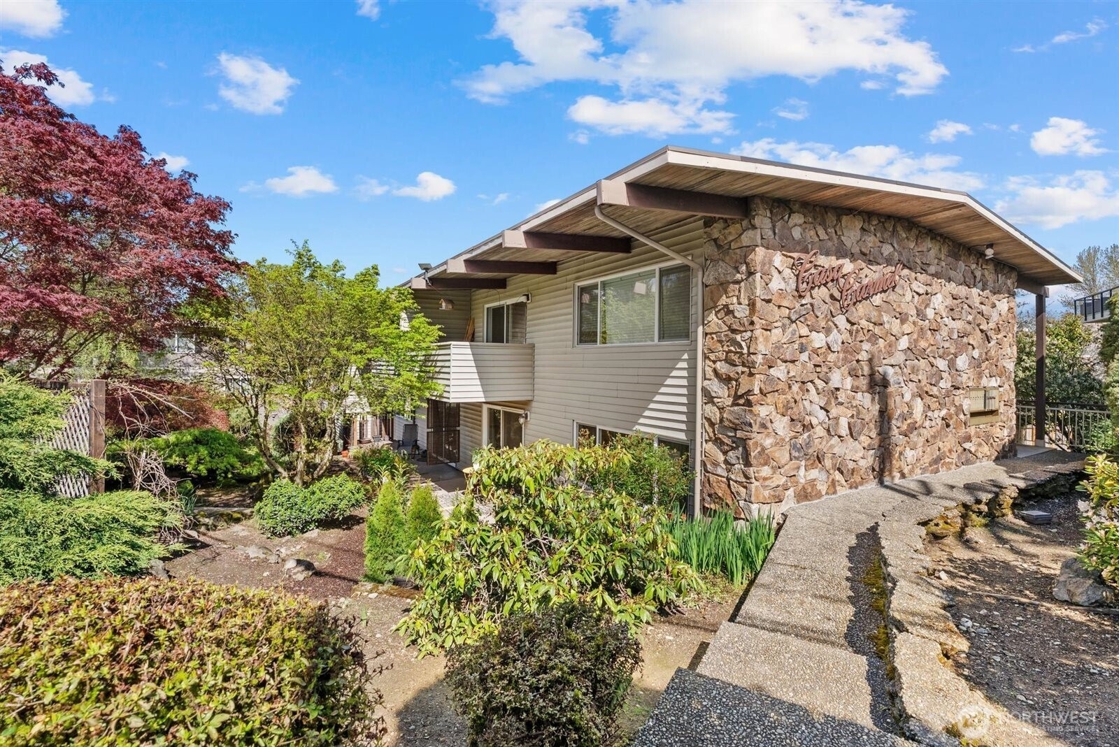 315 10th Avenue S, Kirkland, WA 98033