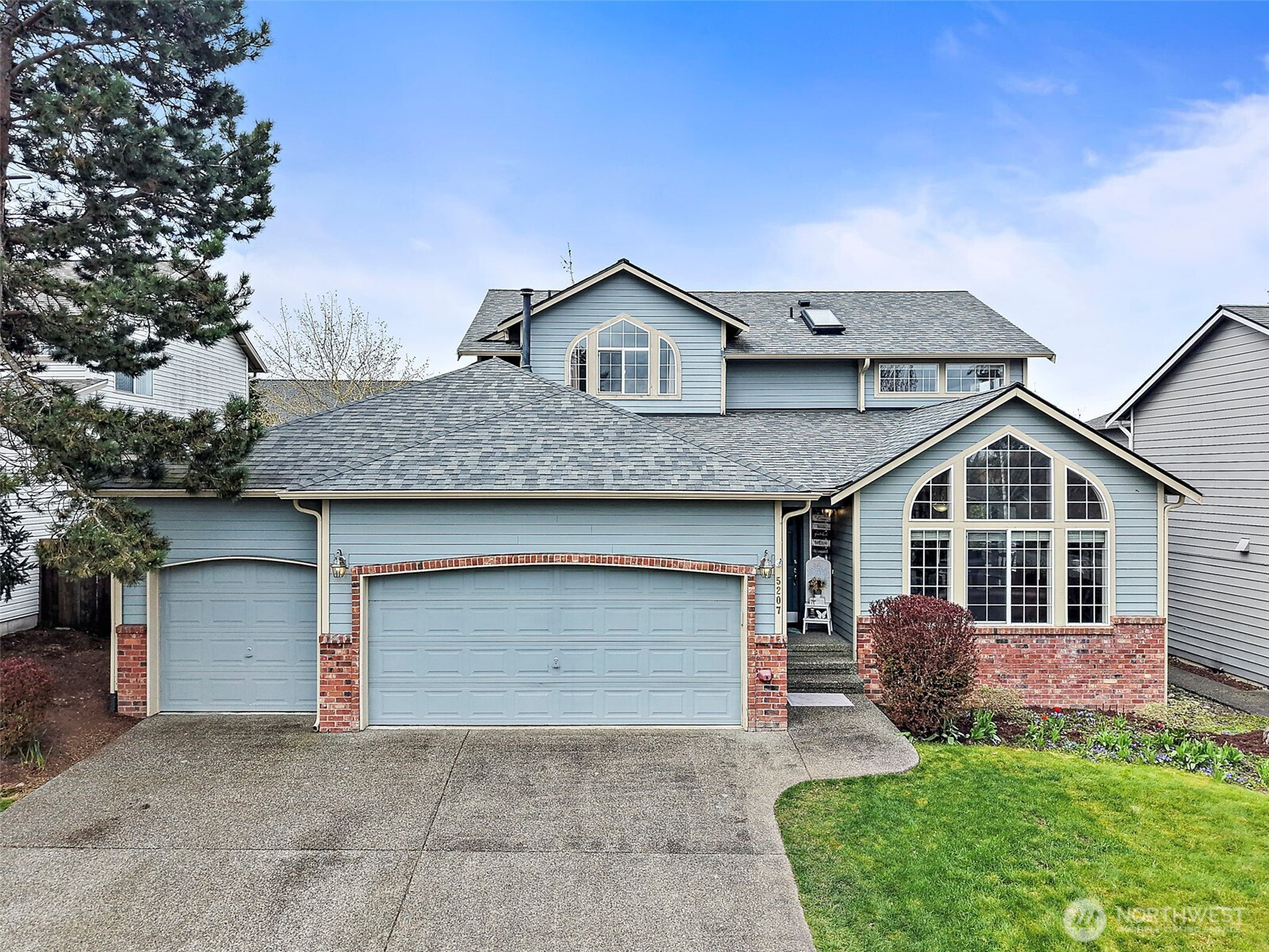 5207 Marshall Avenue SE, Auburn, WA 98092