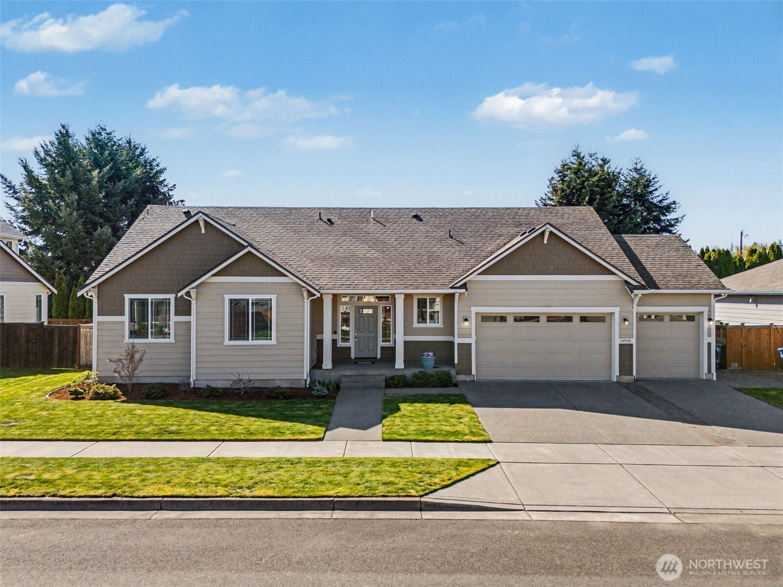 14900 Spartan Lane E, Sumner, WA 98390