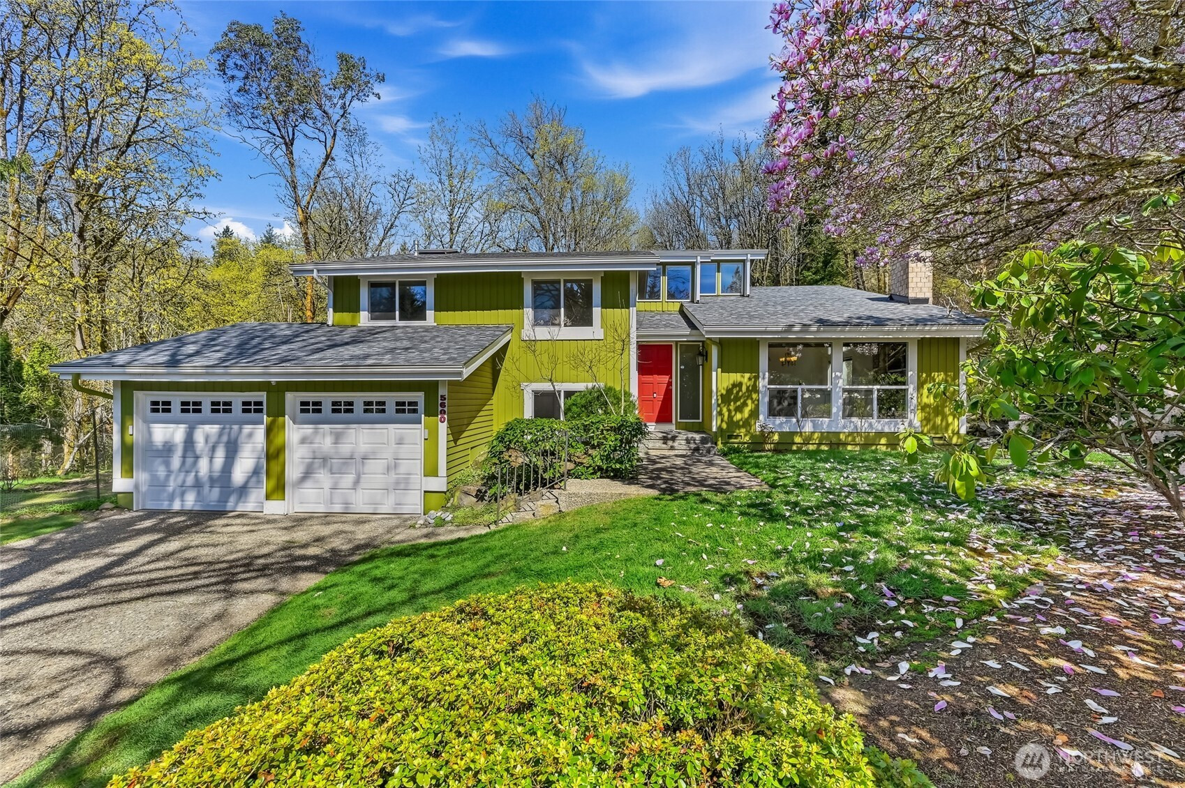 5600 140th Place SE, Bellevue, WA 98006