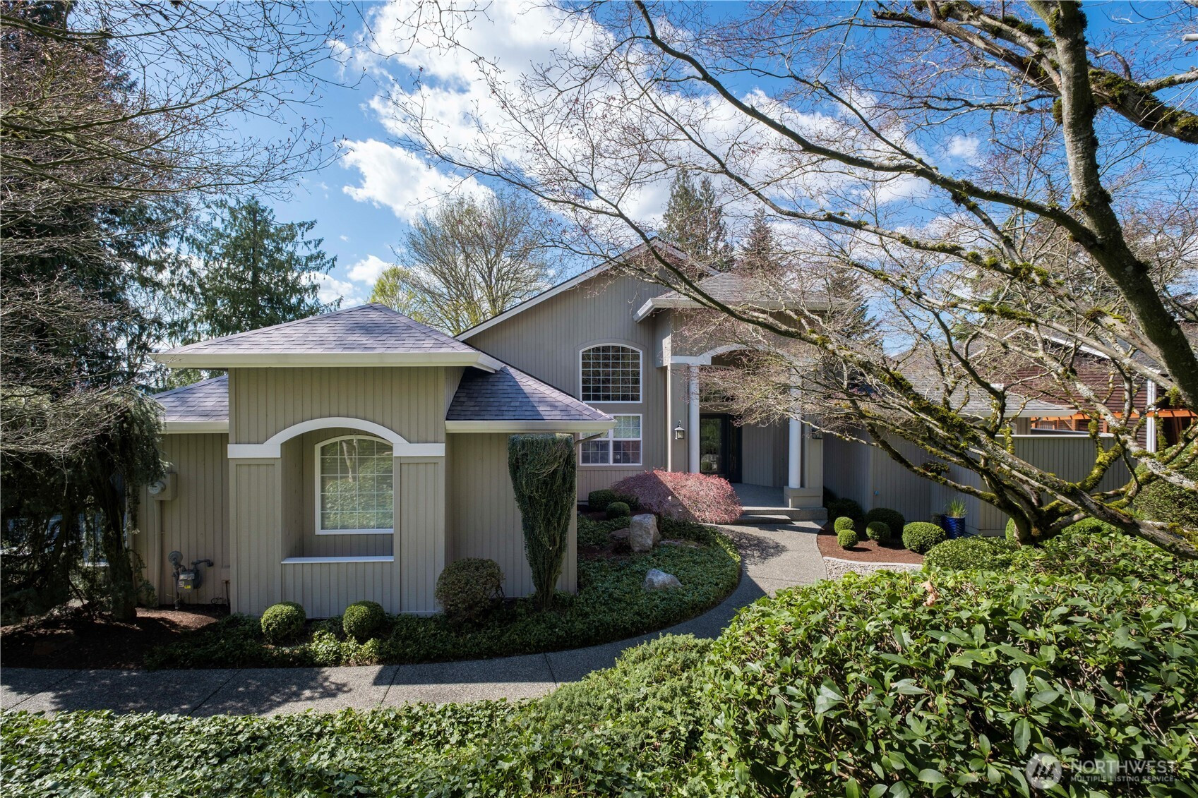 109 211th Place NE, Sammamish, WA 98074