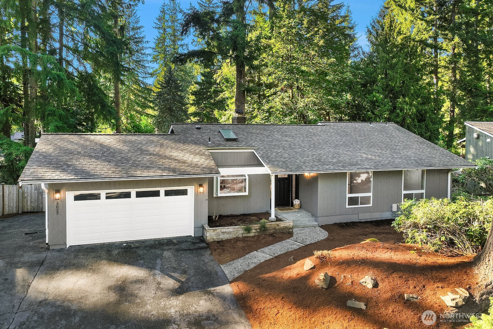 3023 255th Avenue SE, Sammamish, WA 98075
