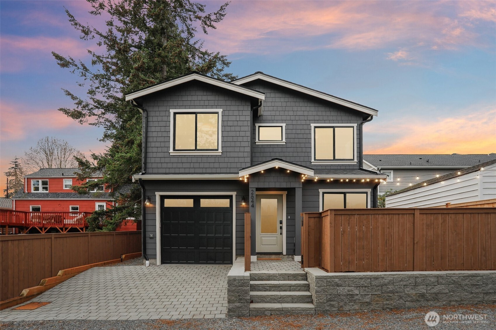 2644 34th Avenue W, Seattle, WA 98199