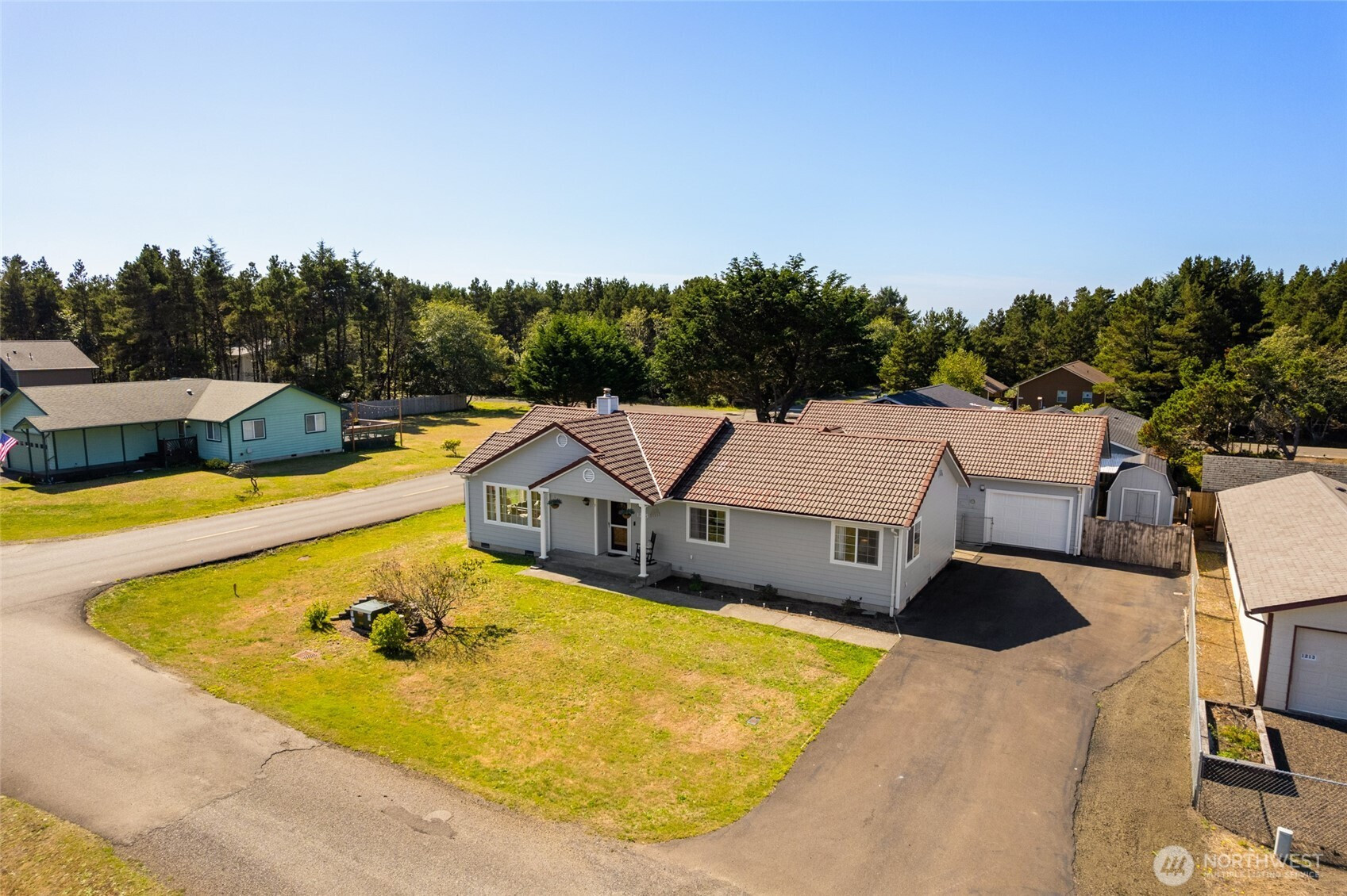1215 Johnson Street, Westport, WA 98595