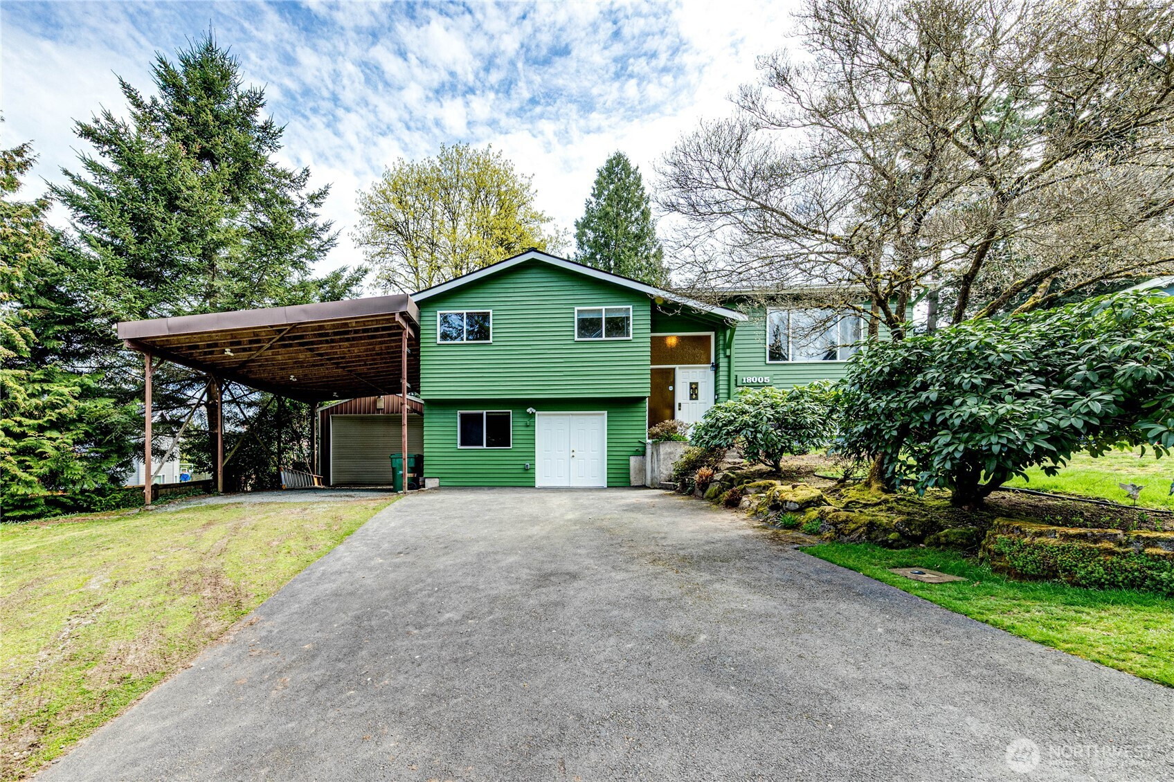 18005 33rd Place W, Lynnwood, WA 98037