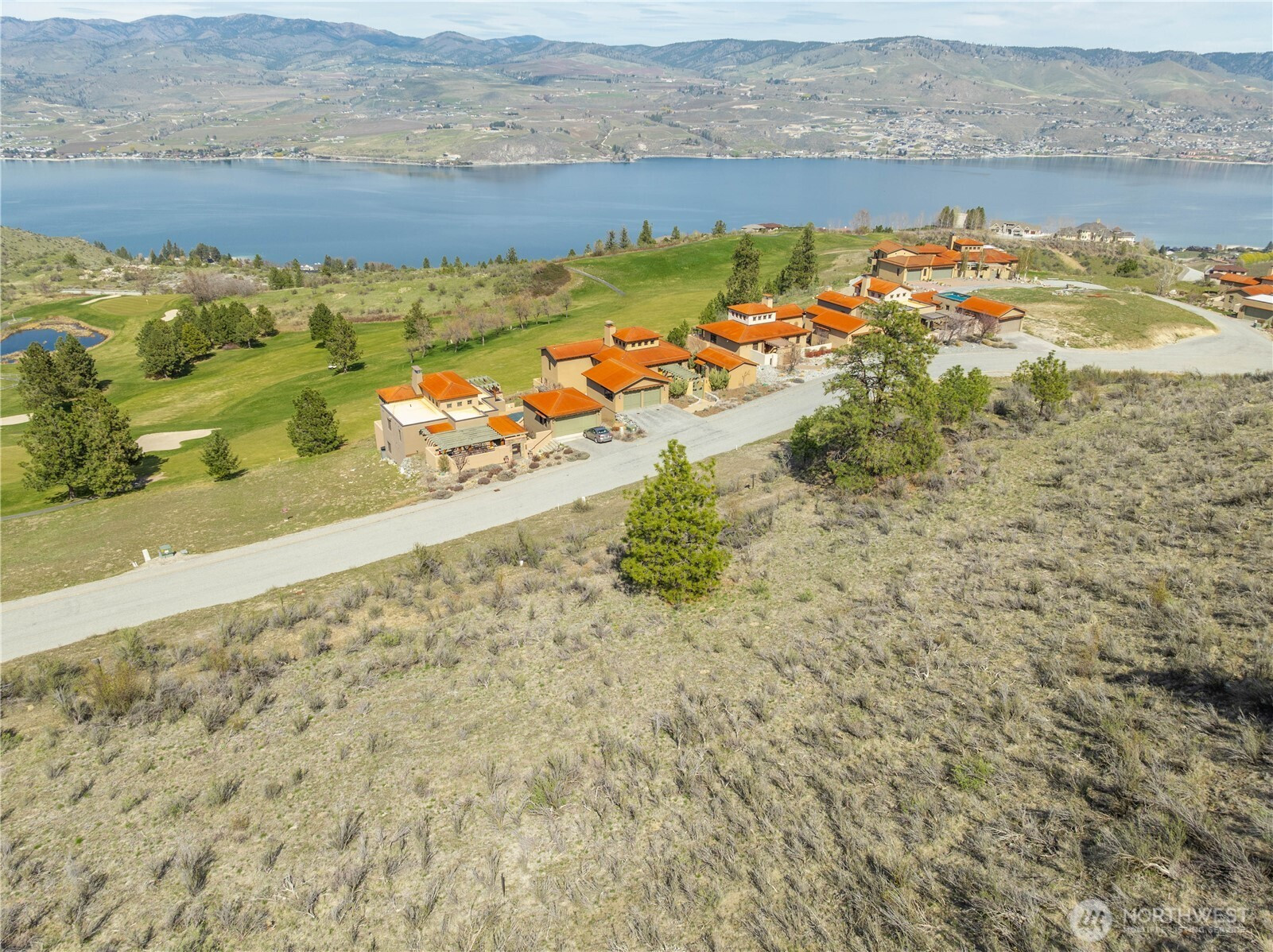 221 Bandera Way, Chelan, WA 98816