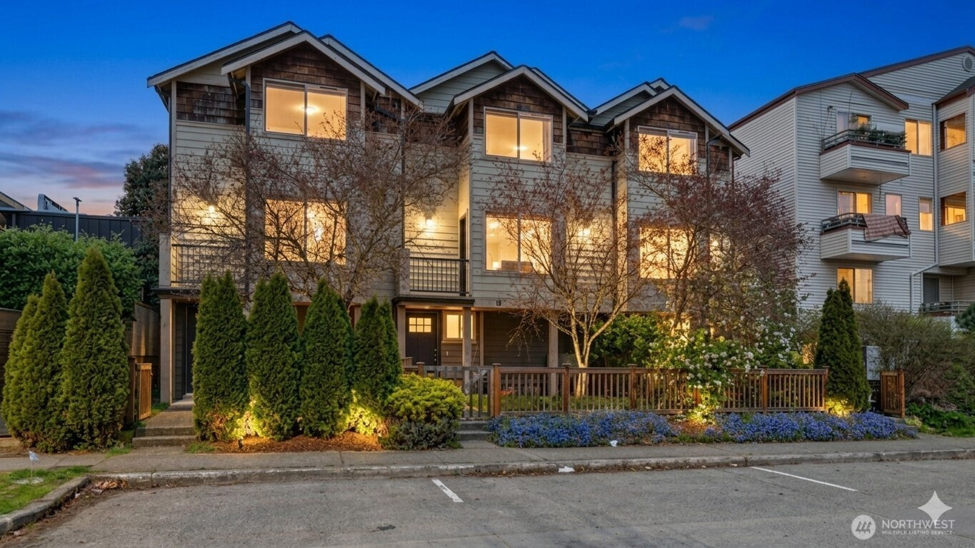 1120 N 92nd Street, Seattle, WA 98103