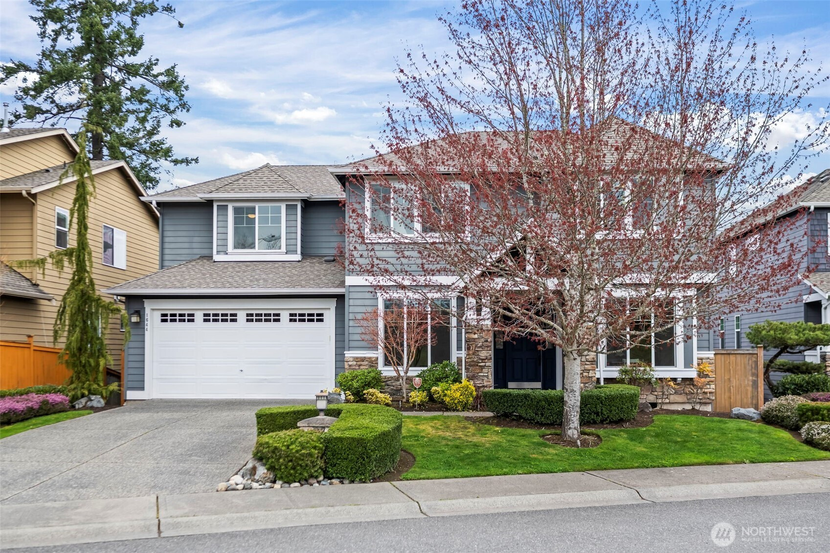 1644 211th Avenue SE, Sammamish, WA 98075
