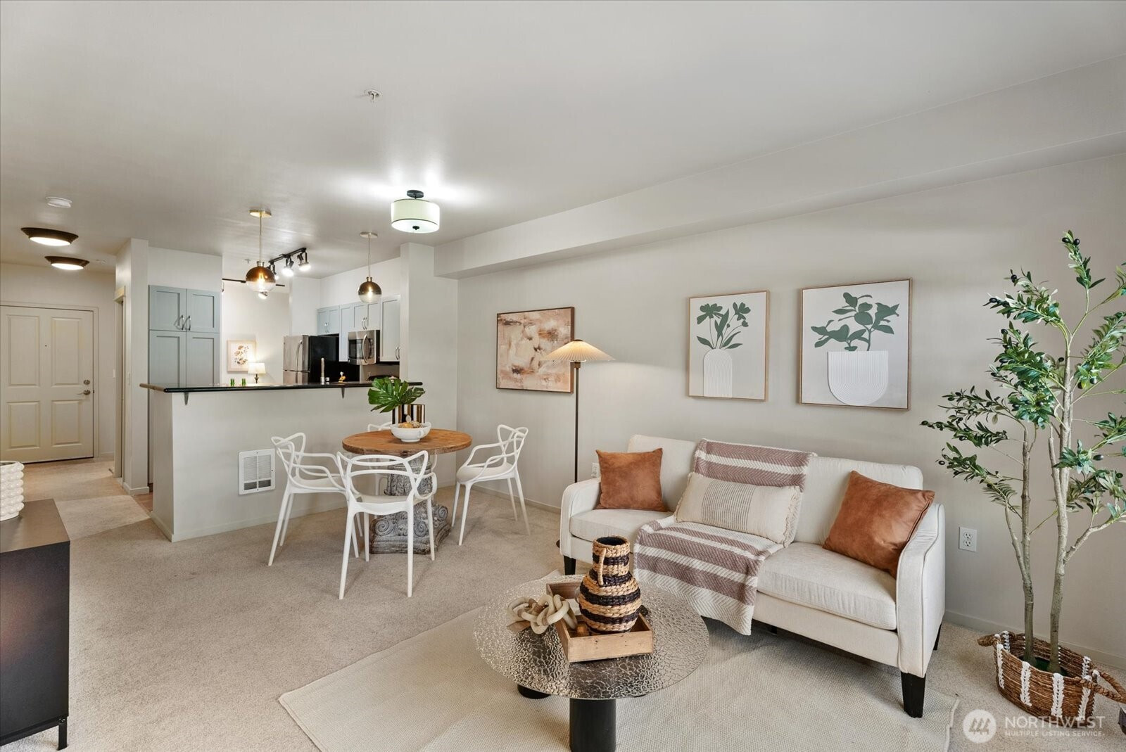 111 108th Avenue NE, Bellevue, WA 98004