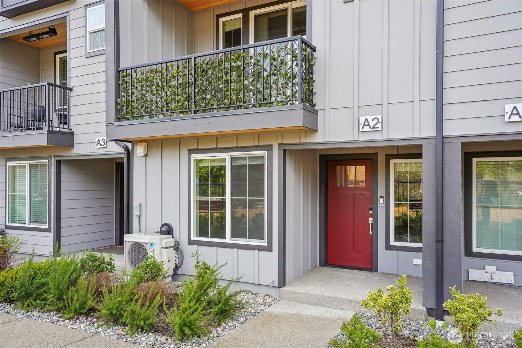 13730 Manor Way, Lynnwood, WA 98087