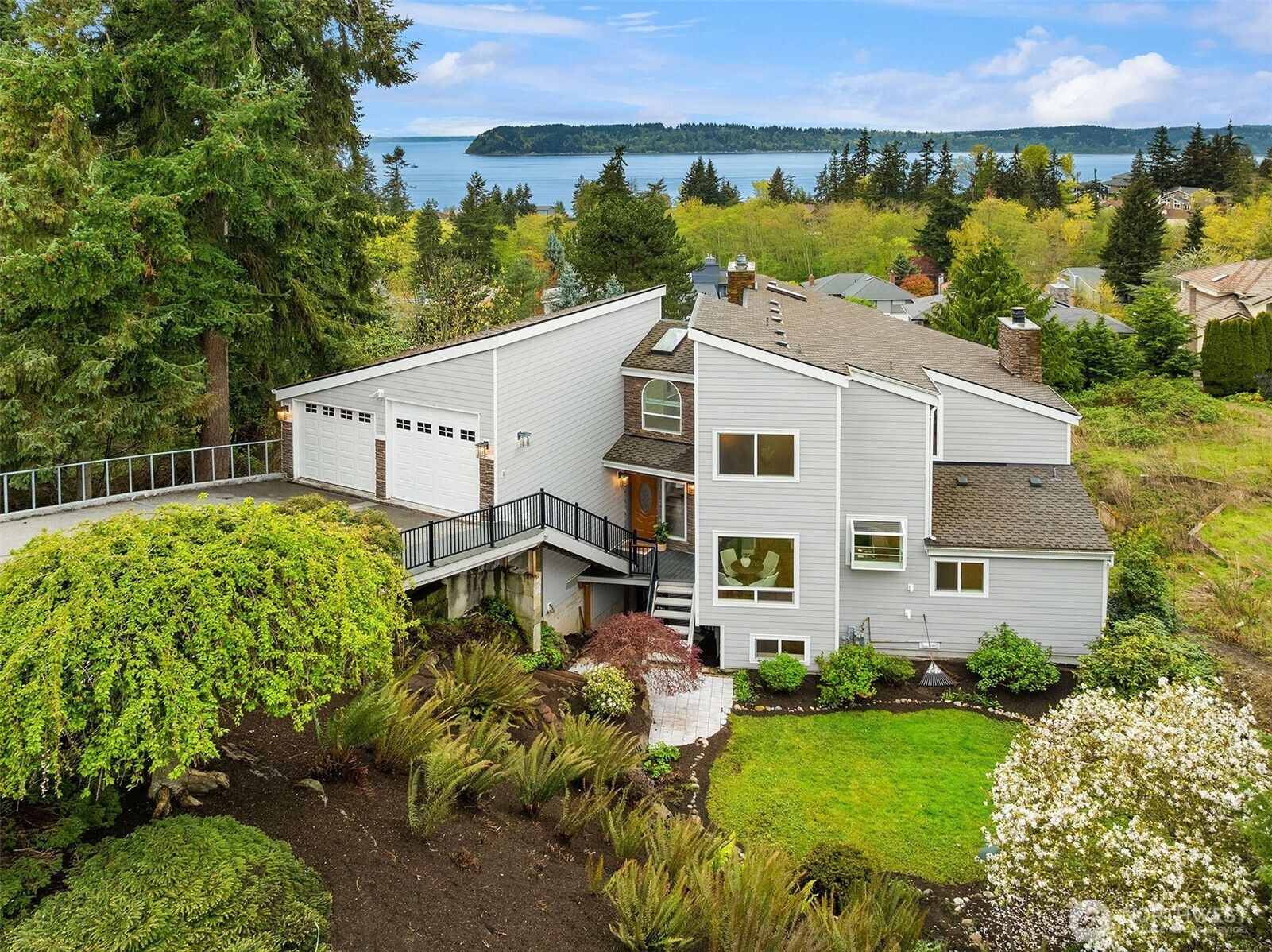 10612 MacArthur Lane, Mukilteo, WA 98275