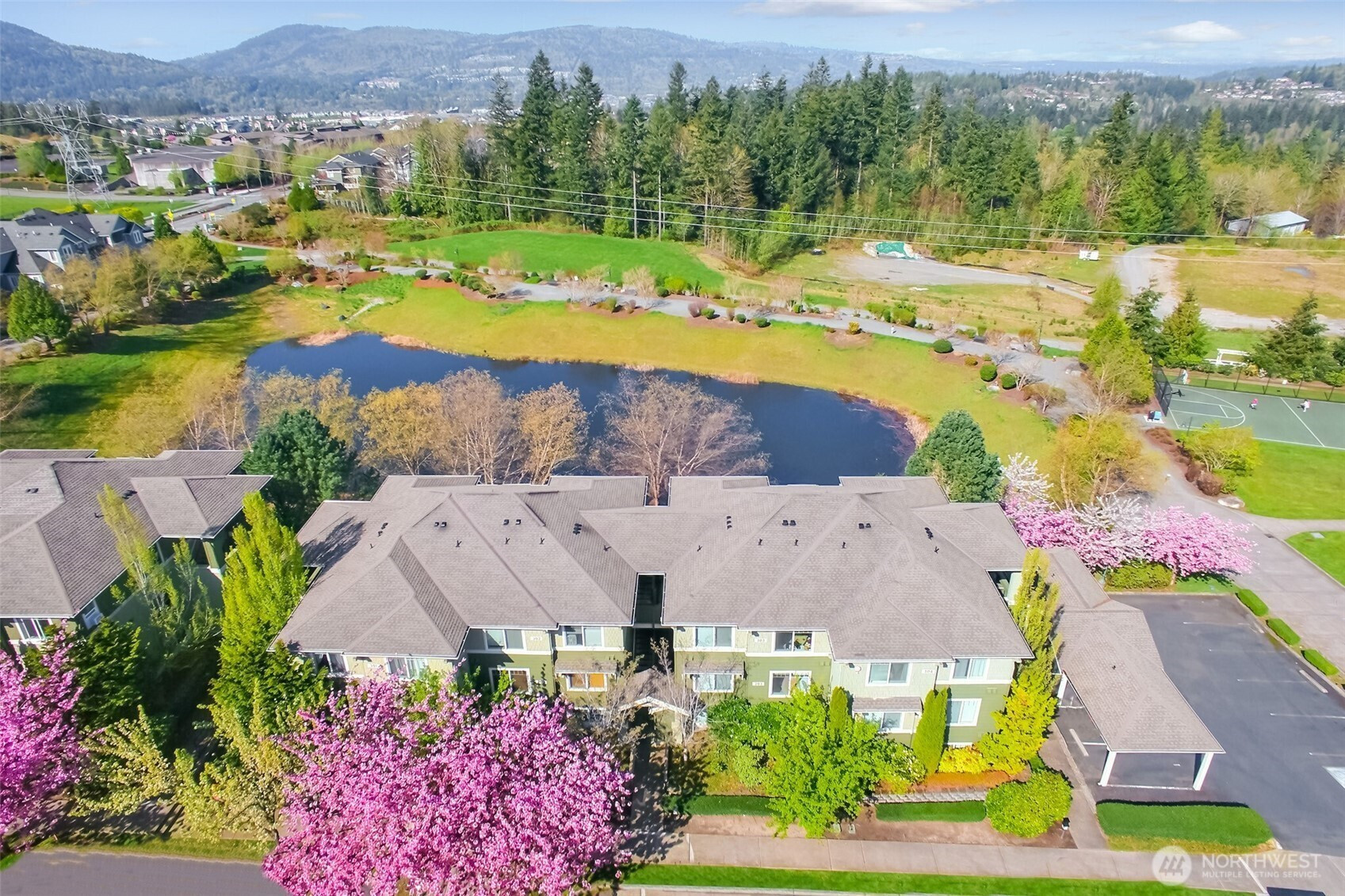 1957 23rd Place NE, Issaquah, WA 98027