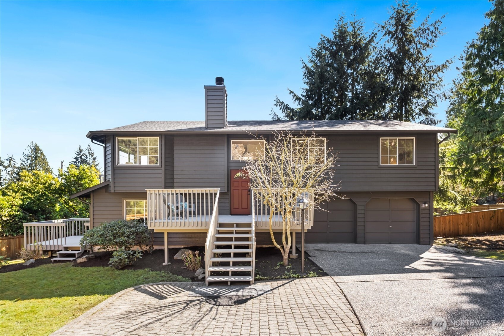 18526 16th Avenue NE, Shoreline, WA 98155