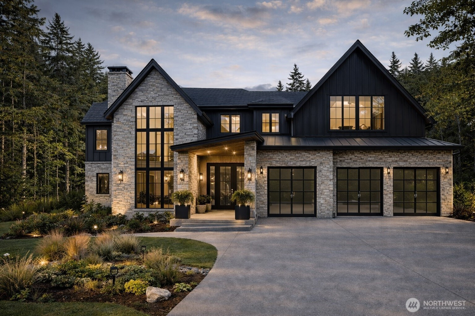 197 B 242nd Avenue NE, Woodinville, WA 98077