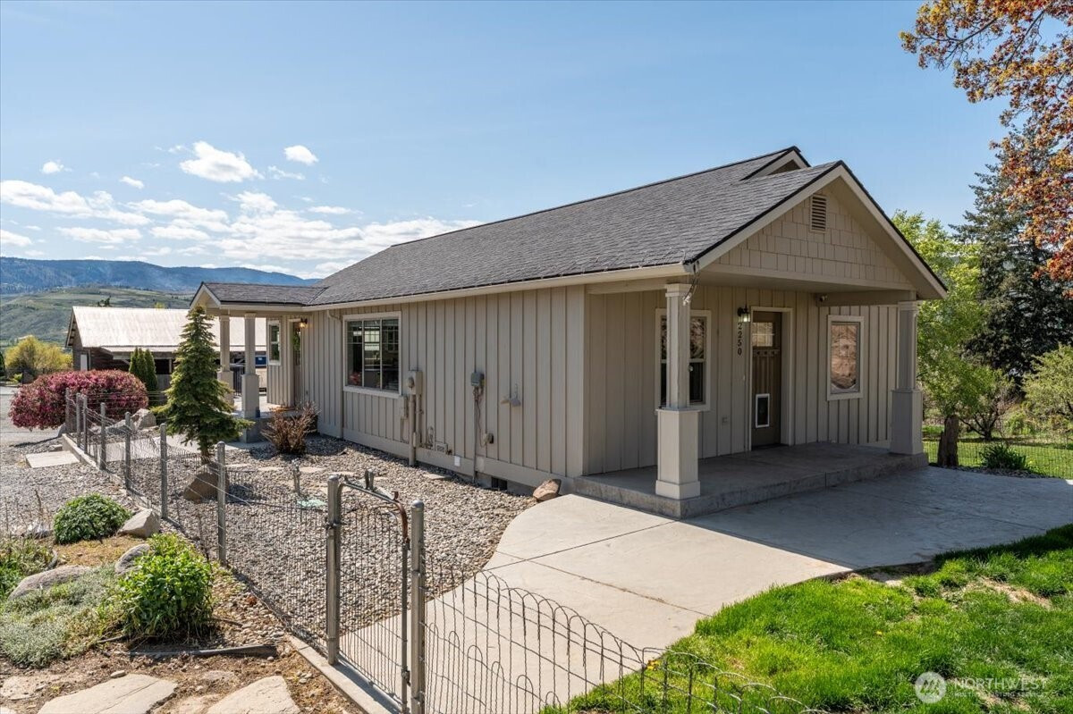 2250 8th Street SE, East Wenatchee, WA 98802
