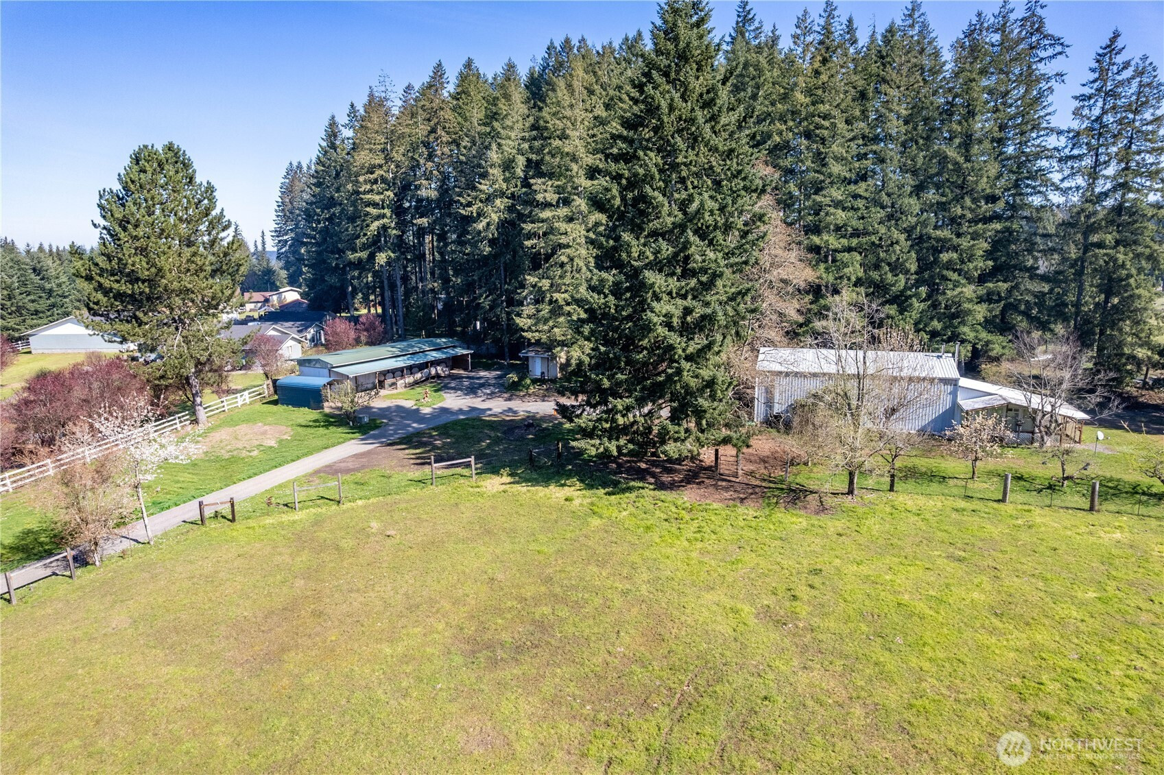 302 Studebaker Road, Castle Rock, WA 98611