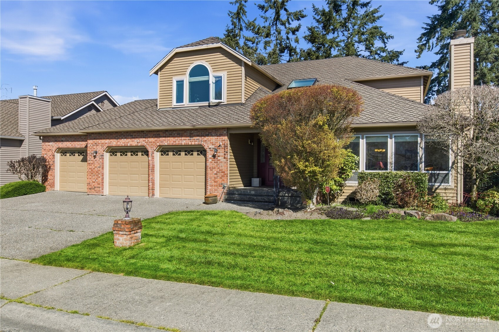12446 NE 162nd Street, Woodinville, WA 98072