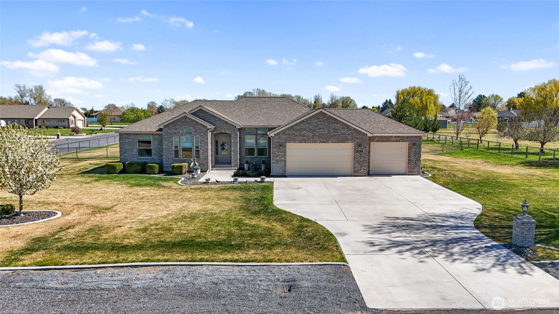 1859 F.5 Road NE, Moses Lake, WA 98837