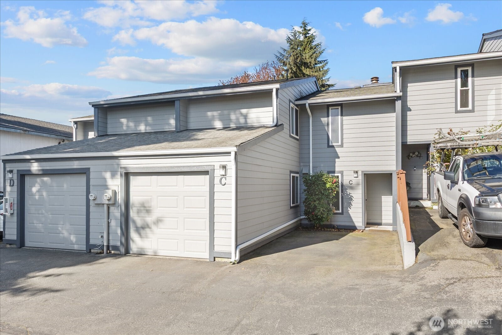 15914 3rd Place SW, Burien, WA 98166