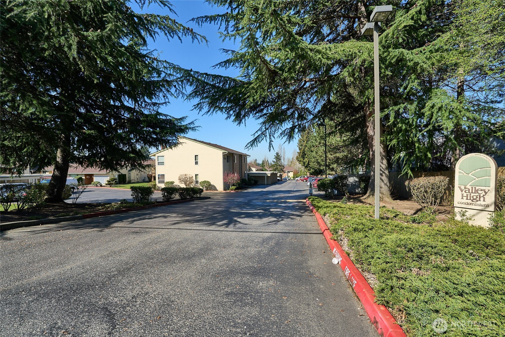 23617 112th Avenue SE, Kent, WA 98031