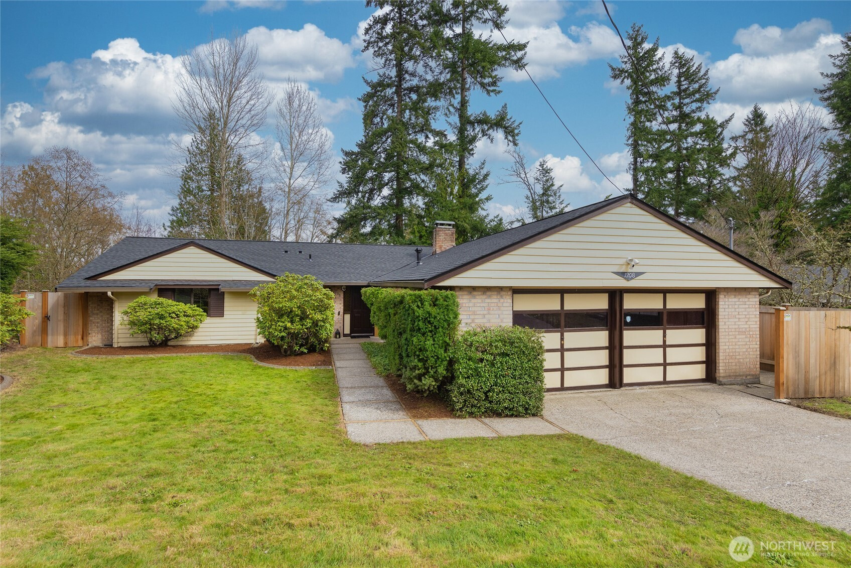1208 172nd Avenue NE, Bellevue, WA 98008
