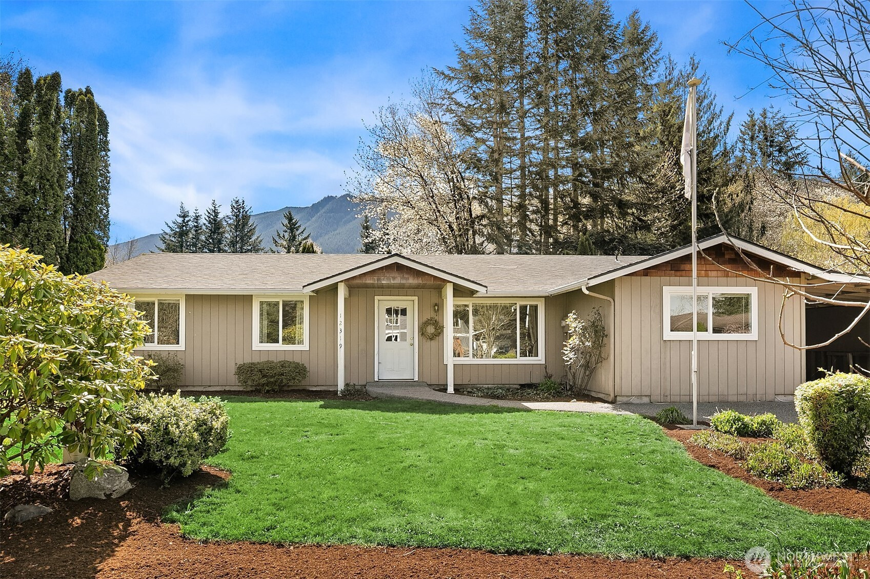 12319 415 Avenue SE, North Bend, WA 98045