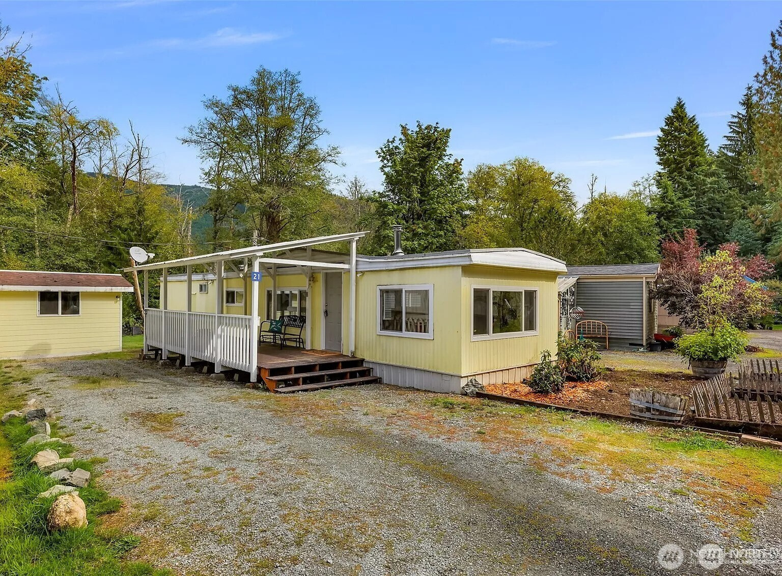316 W Lake Samish Drive, Bellingham, WA 98229