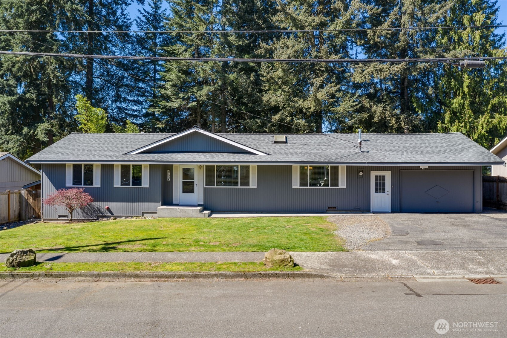 14225 104th Avenue NE, Kirkland, WA 98034