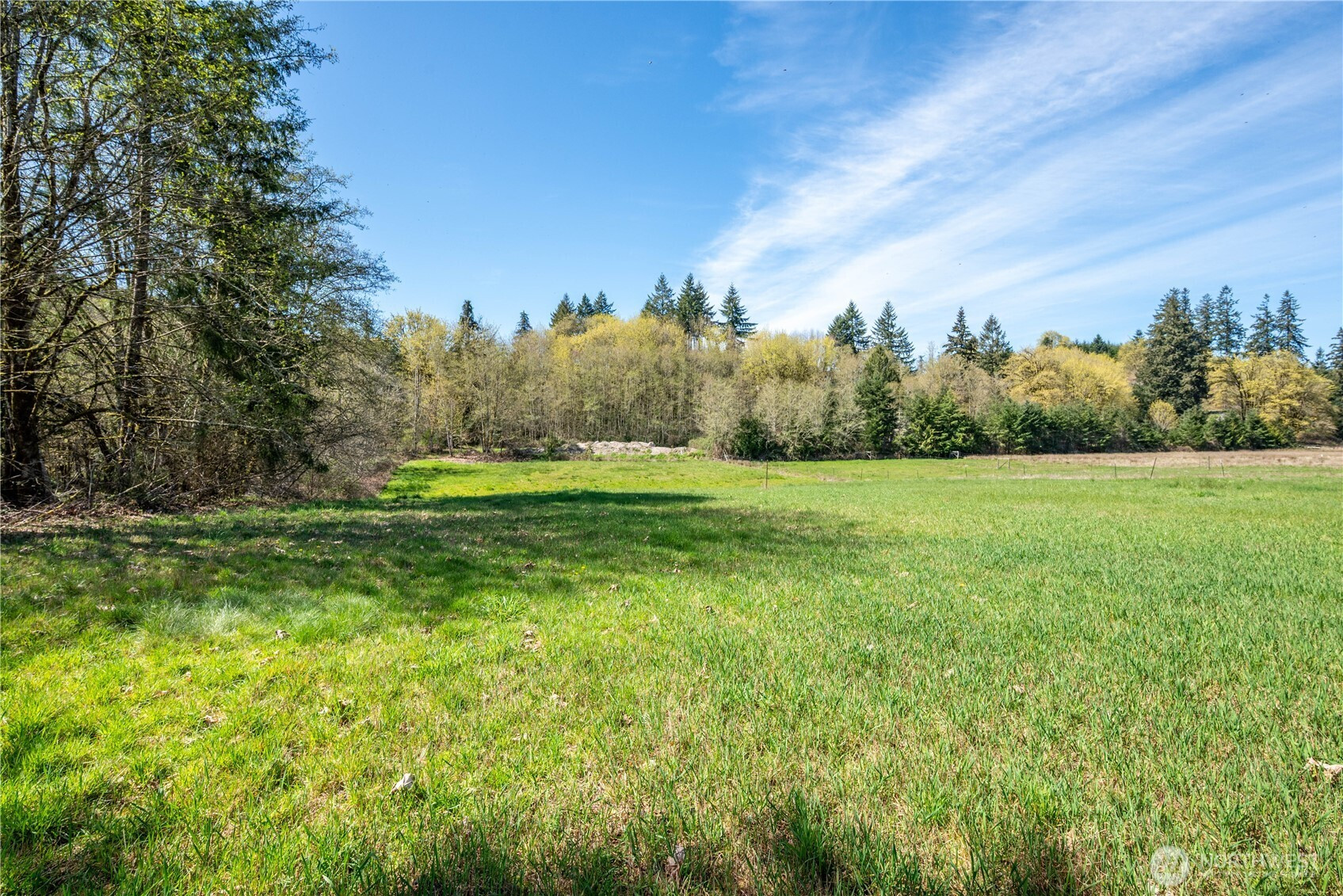 100 Magpie Drive, Castle Rock, WA 98611