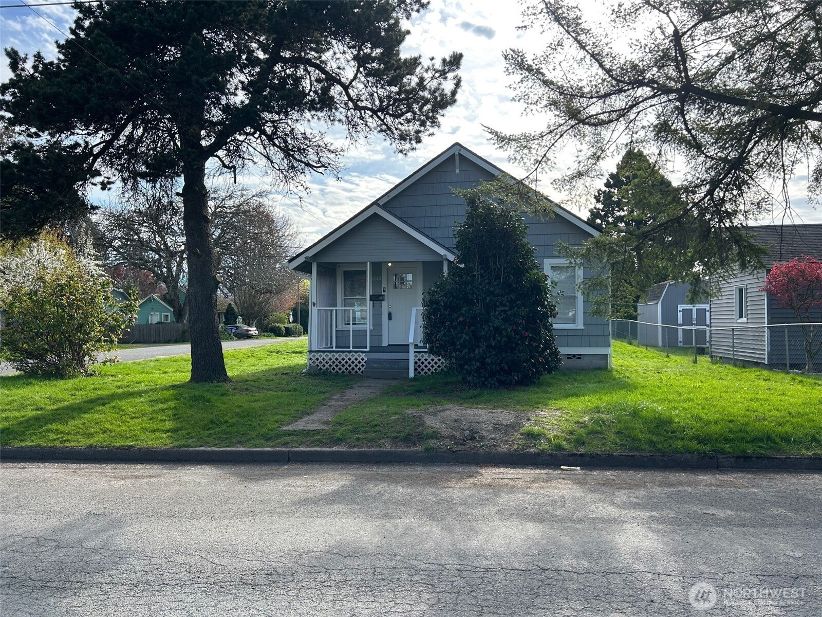 1012 7th Street S, Kelso, WA 98626