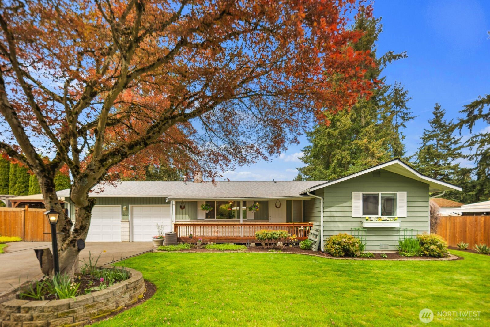 8014 NE 141st Street, Kirkland, WA 98034