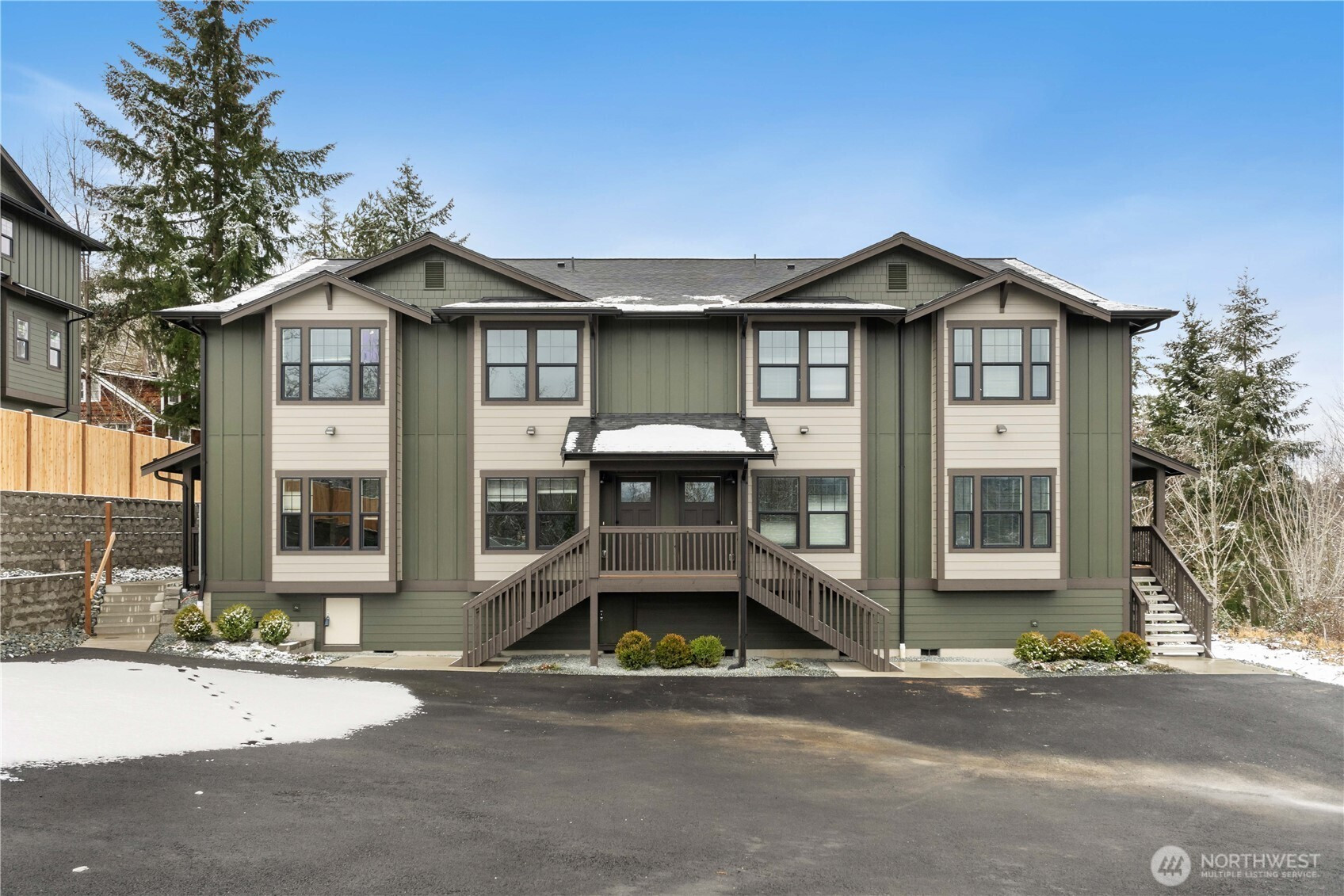 116 Orchard Avenue S, Eatonville, WA 98328