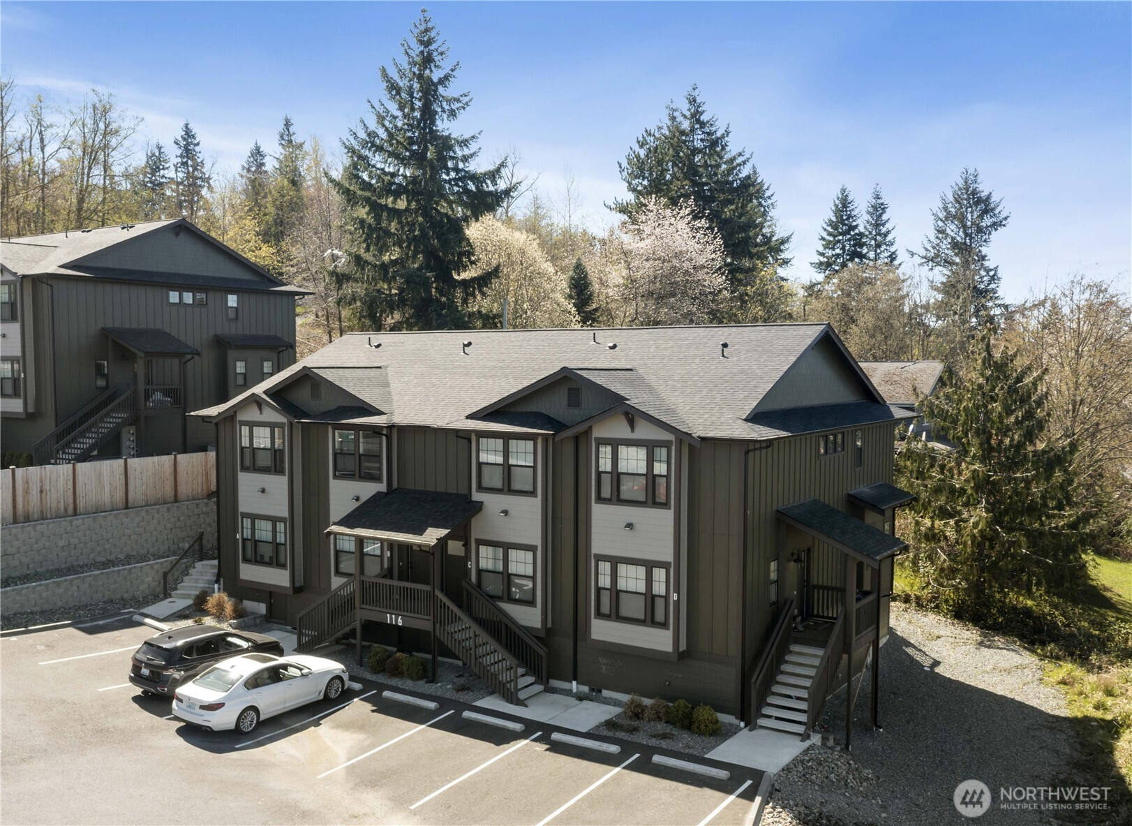 116 Orchard Avenue S, Eatonville, WA 98328