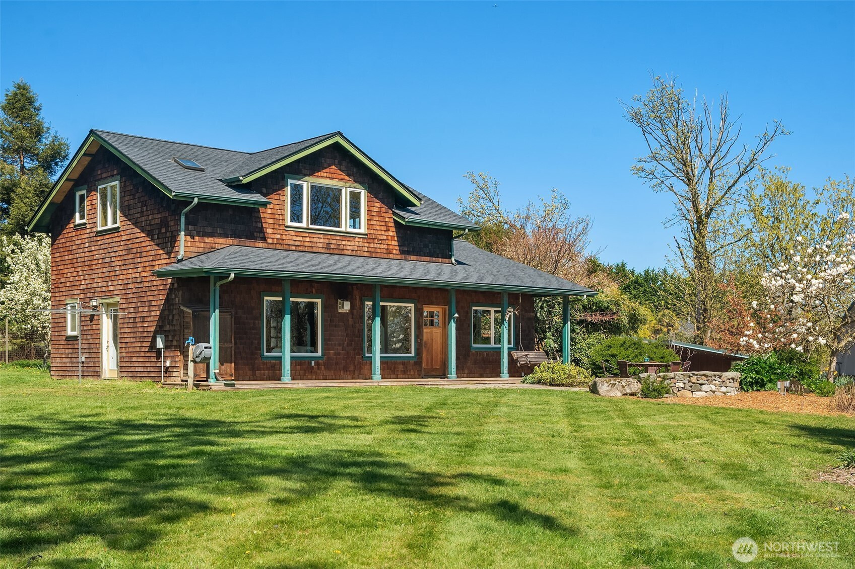 23419 107th Avenue SW, Vashon, WA 98070