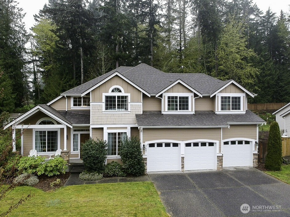 27661 Mcintosh Loop NE, Kingston, WA 98346