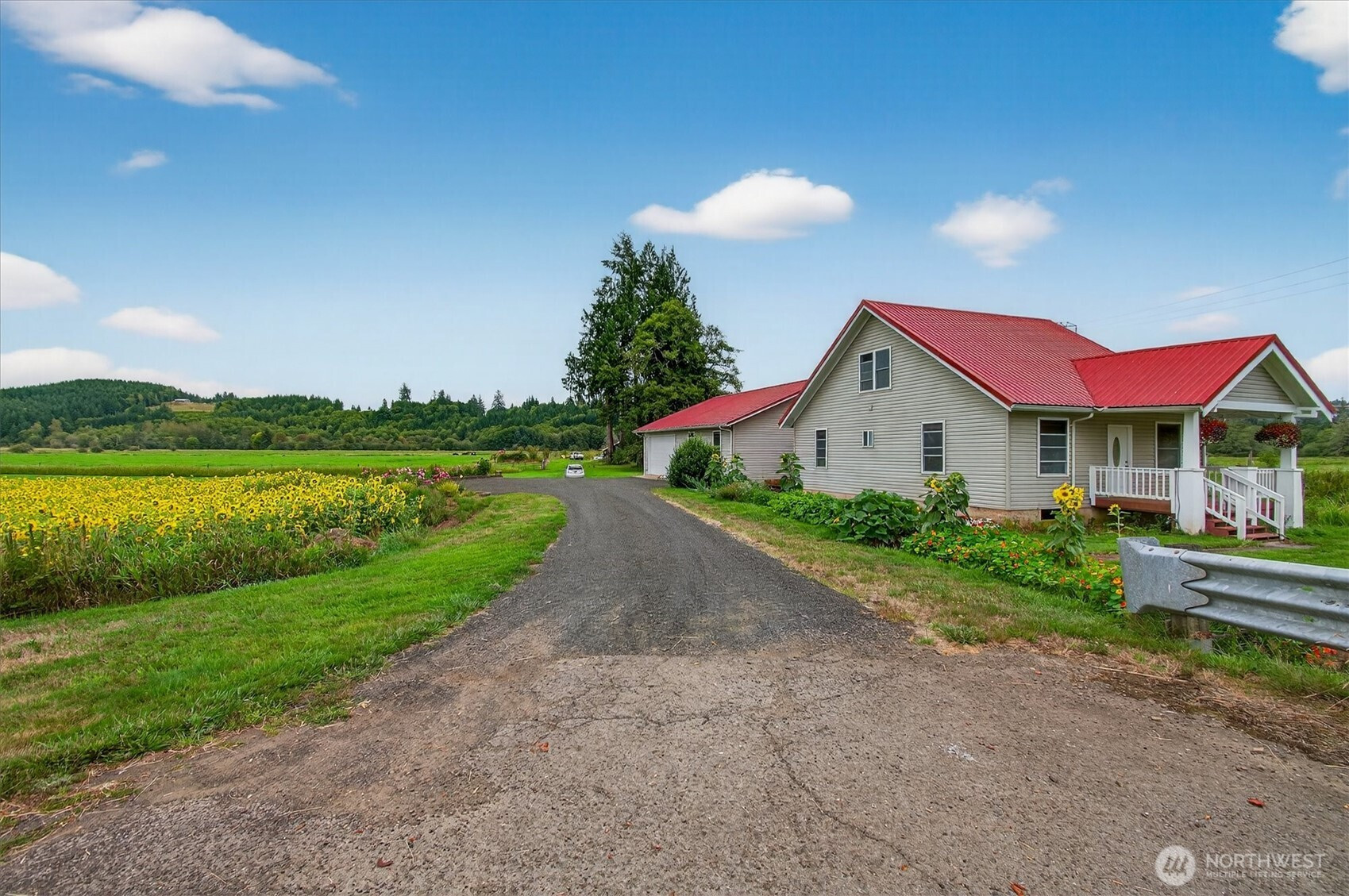 1710 W State Route 4, Skamokawa, WA 98647