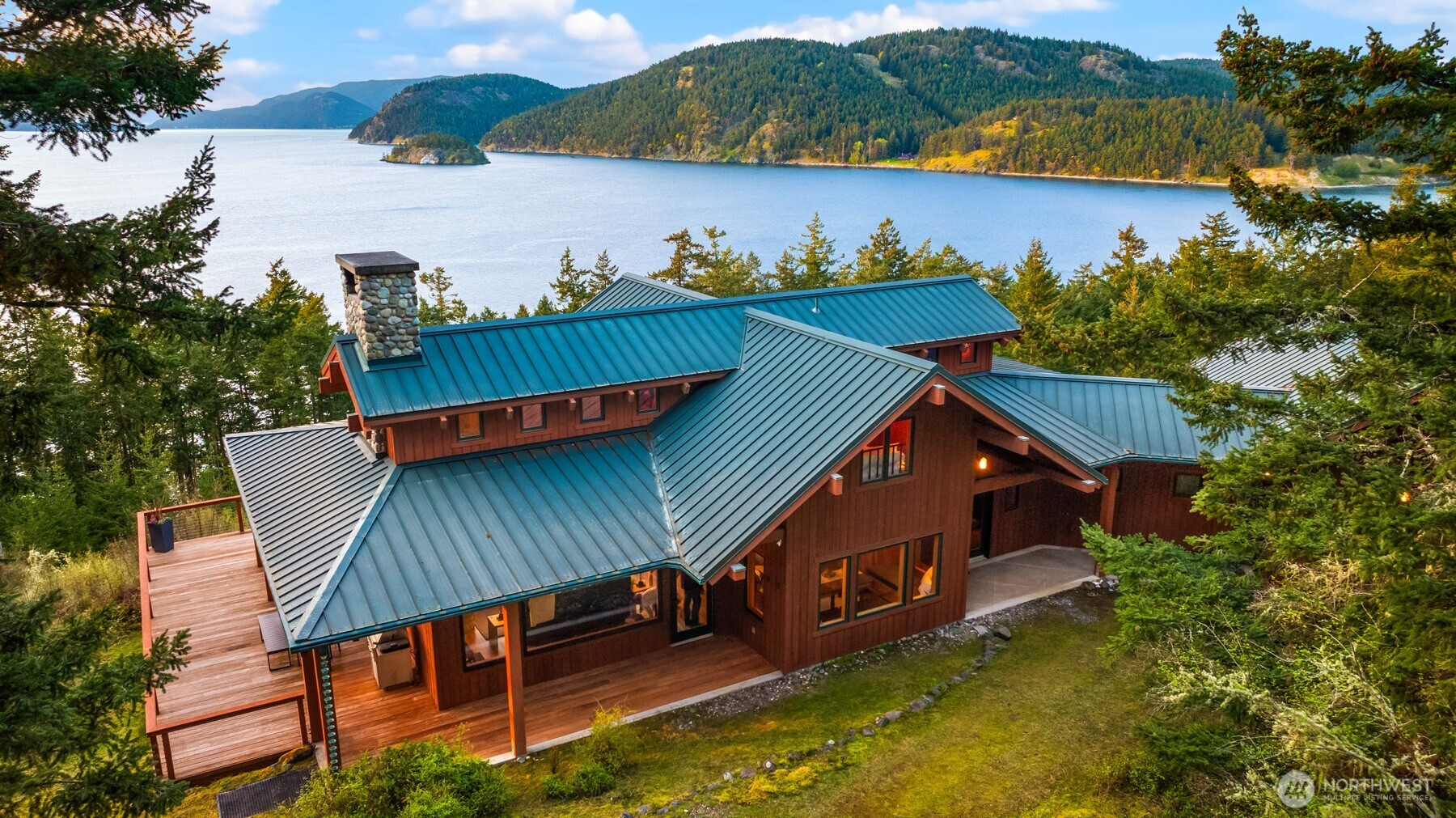 707 NW Thatcher Pass Road, Decatur Island, WA 98221
