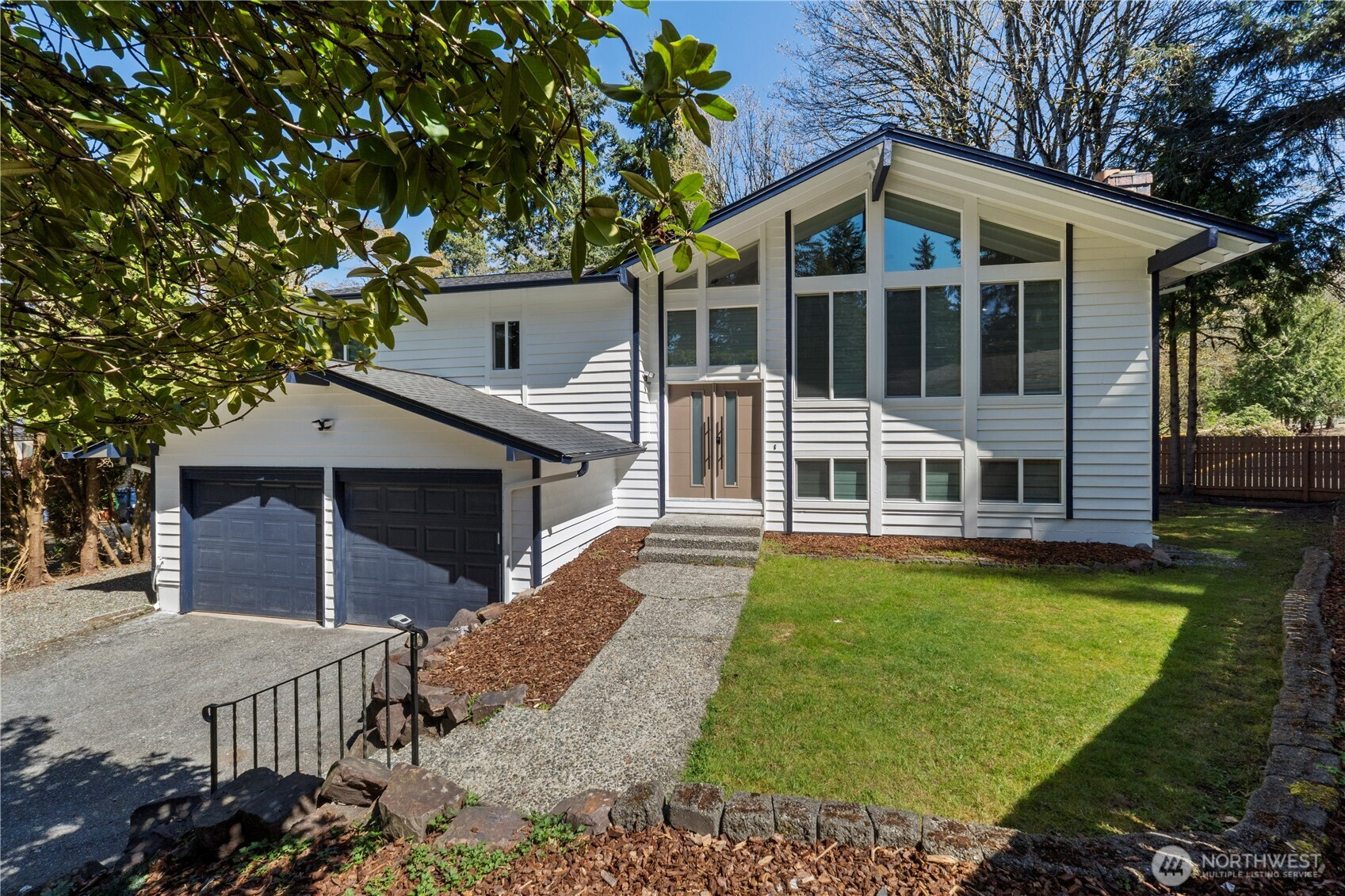 10518 165th Place NE, Redmond, WA 98052