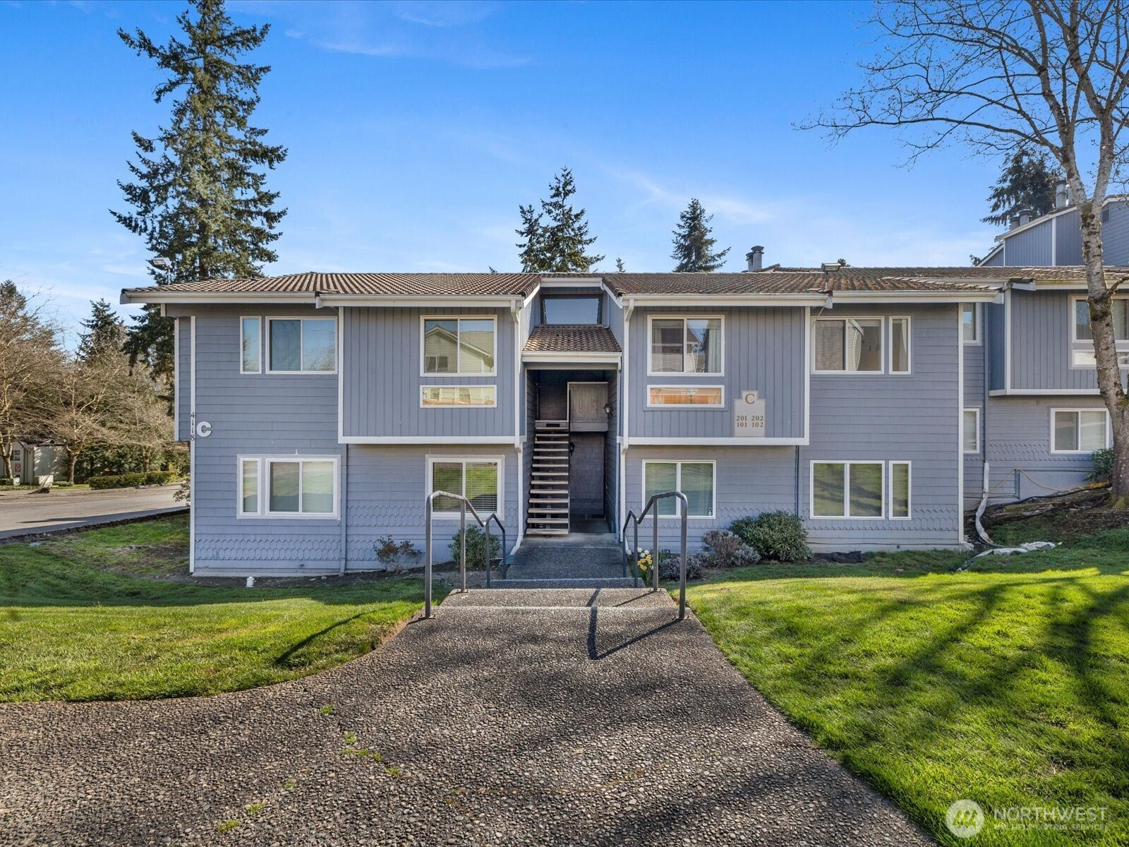 4118 212th Street SW, Mountlake Terrace, WA 98043