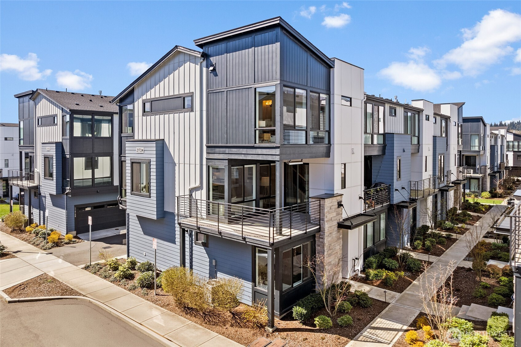 21724 25th Avenue SE, Bothell, WA 98021