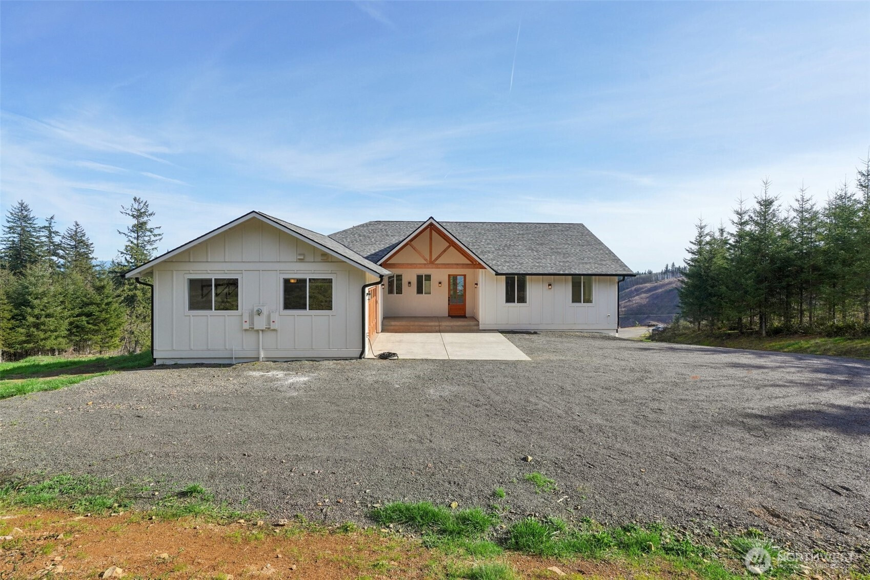 209 High Bank Lane, Woodland, WA 98674