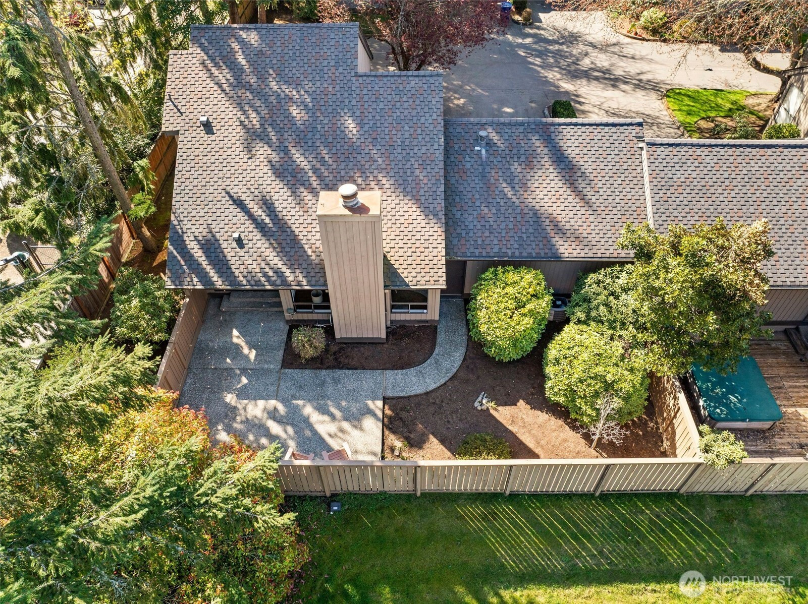 1600 159th Avenue NE, Bellevue, WA 98008