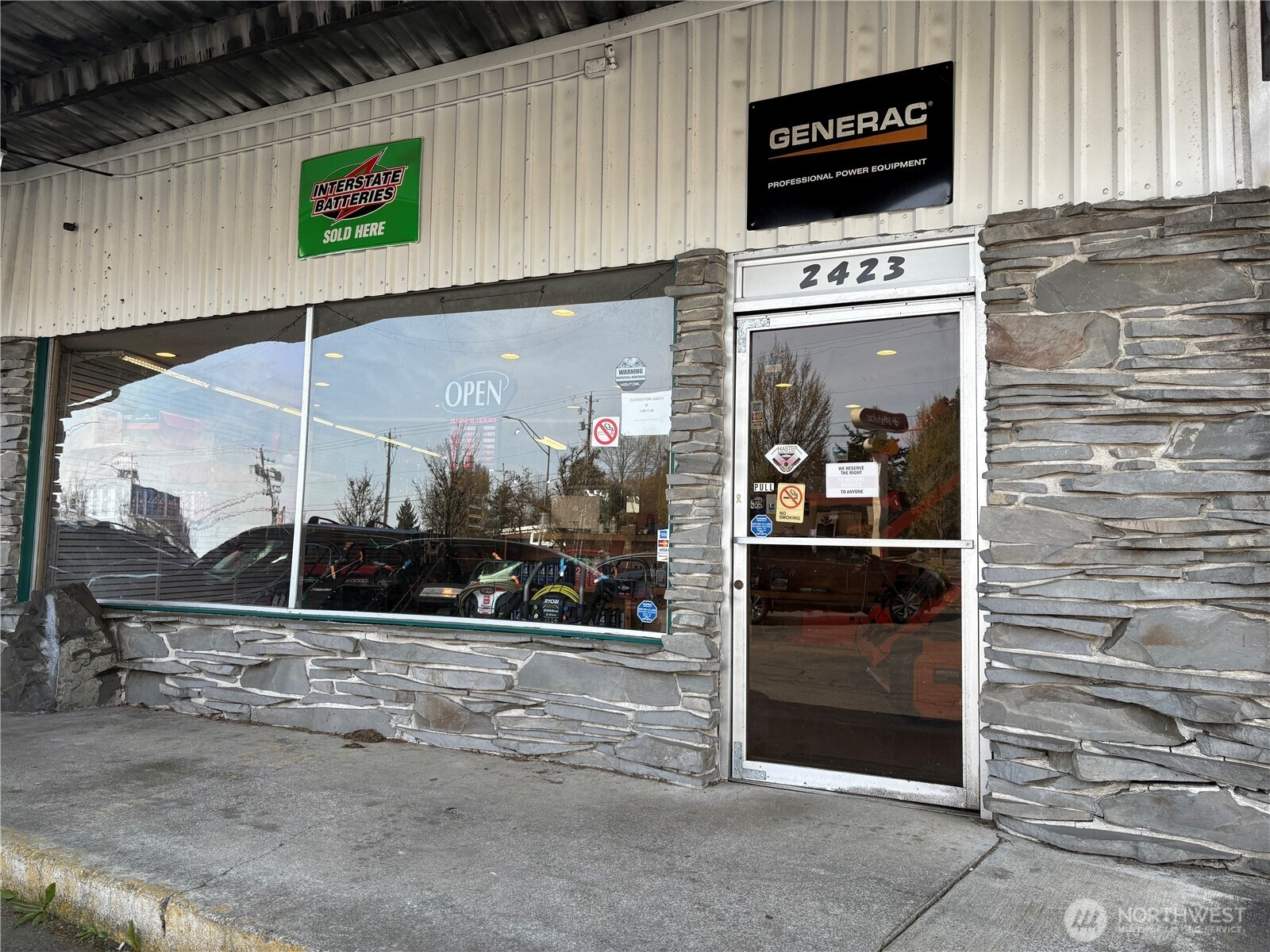 2423 NW Harrison Ave NW, Olympia, WA 98502