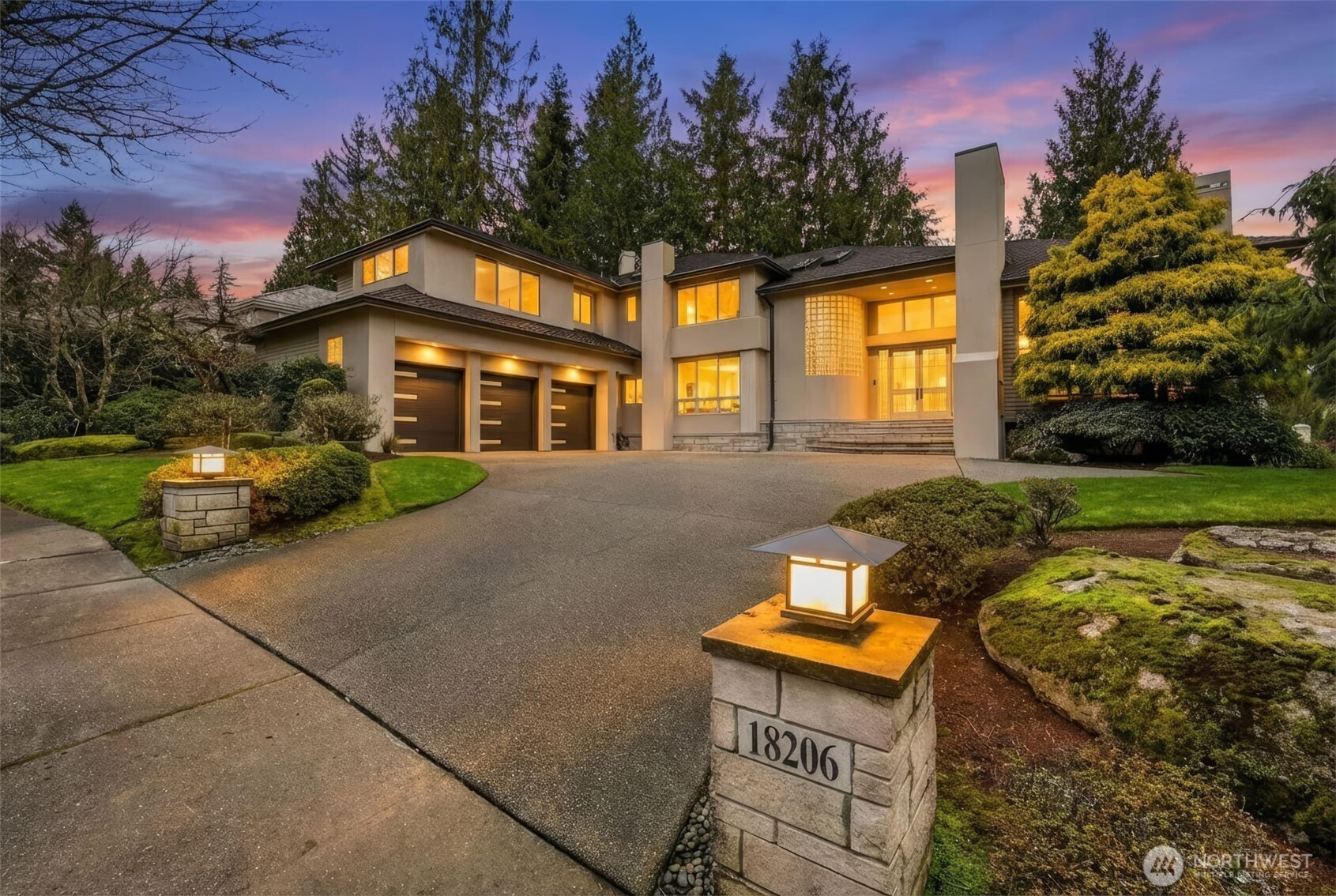 18206 NW Montreux Drive, Issaquah, WA 98027