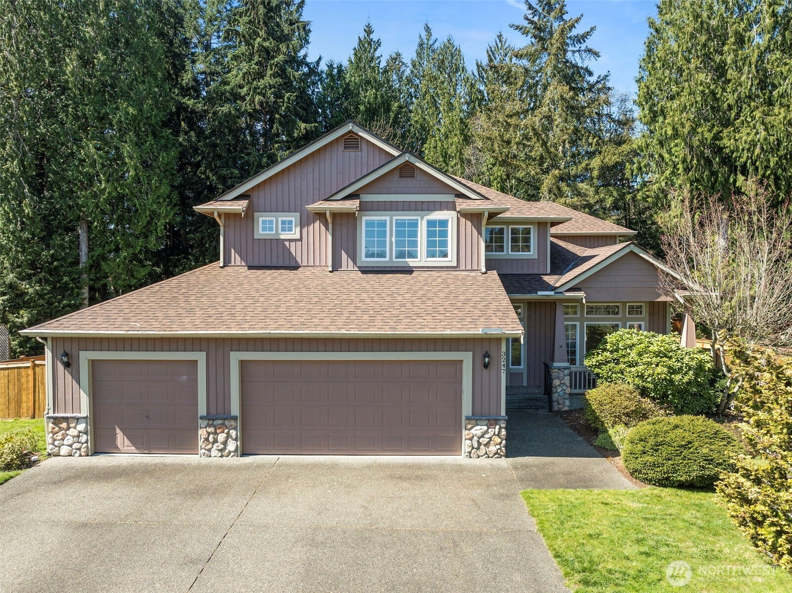 3247 Cedrona Drive NW, Olympia, WA 98502