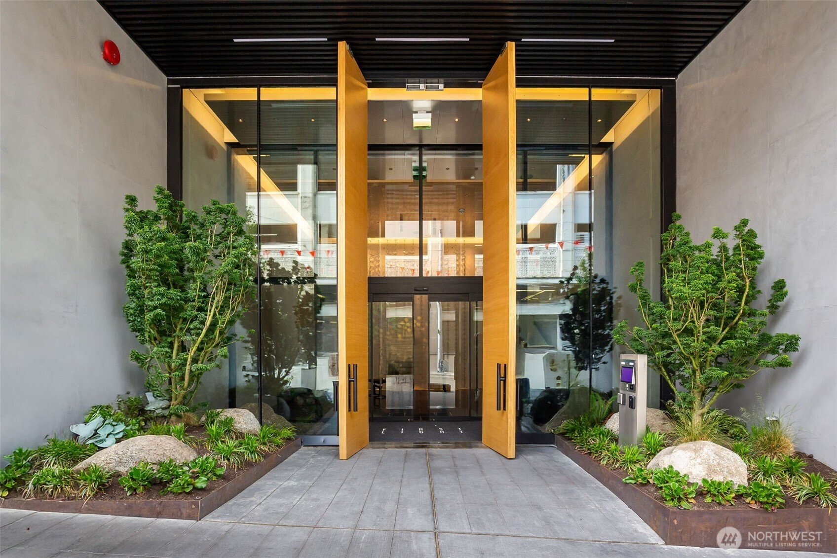 300 Virginia St, Seattle, WA 98121