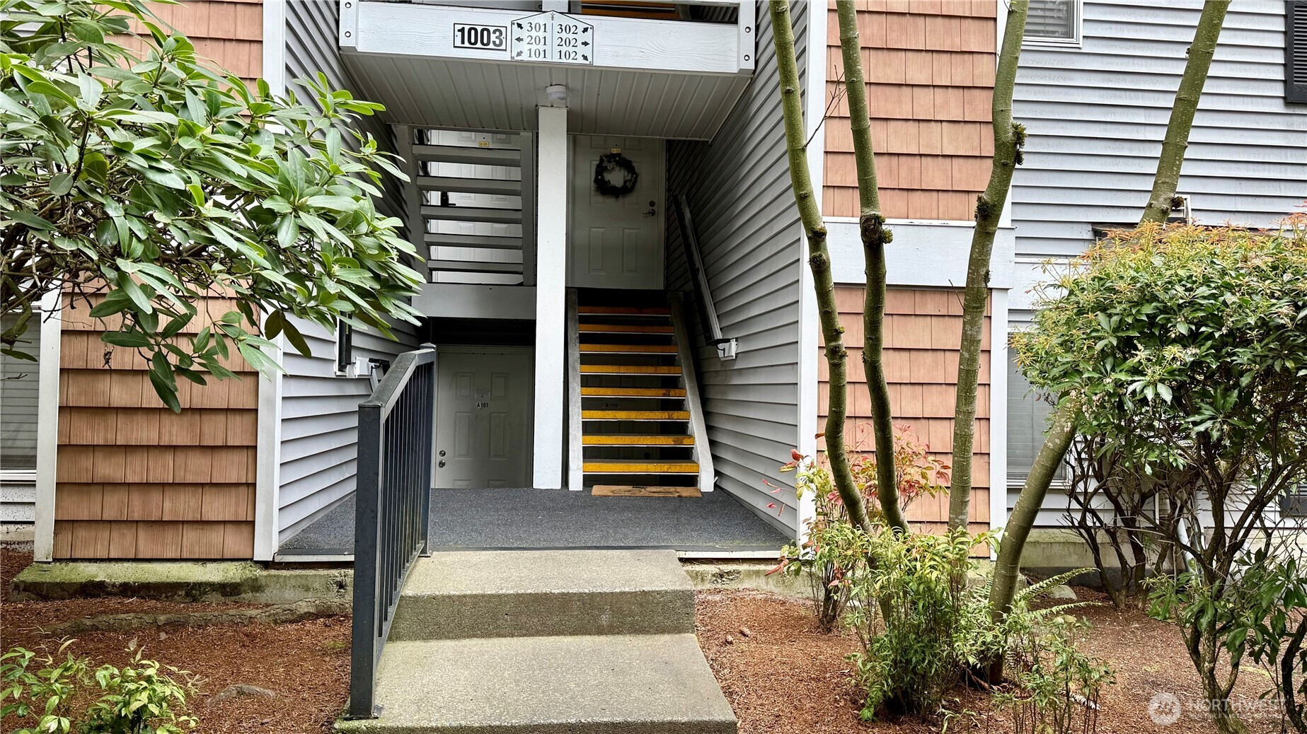 1003 156th Avenue NE, Bellevue, WA 98007