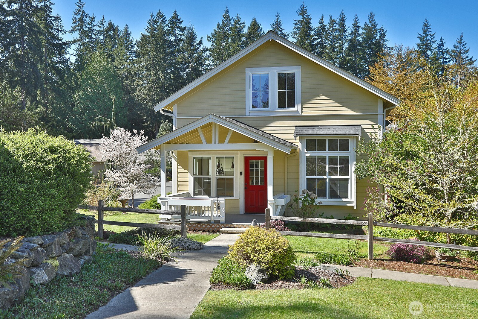 1074 Village Loop, Langley, WA 98260